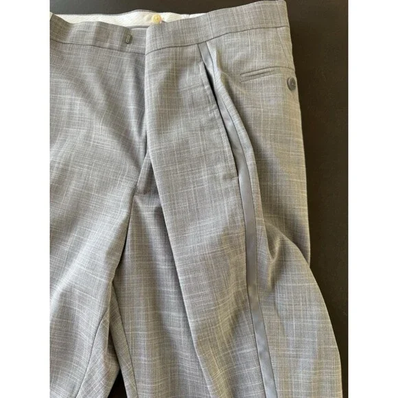 Tre Vero Modern Fit dress pants Flat Front Tuxedo Striped size 42L Gray Unhemmed